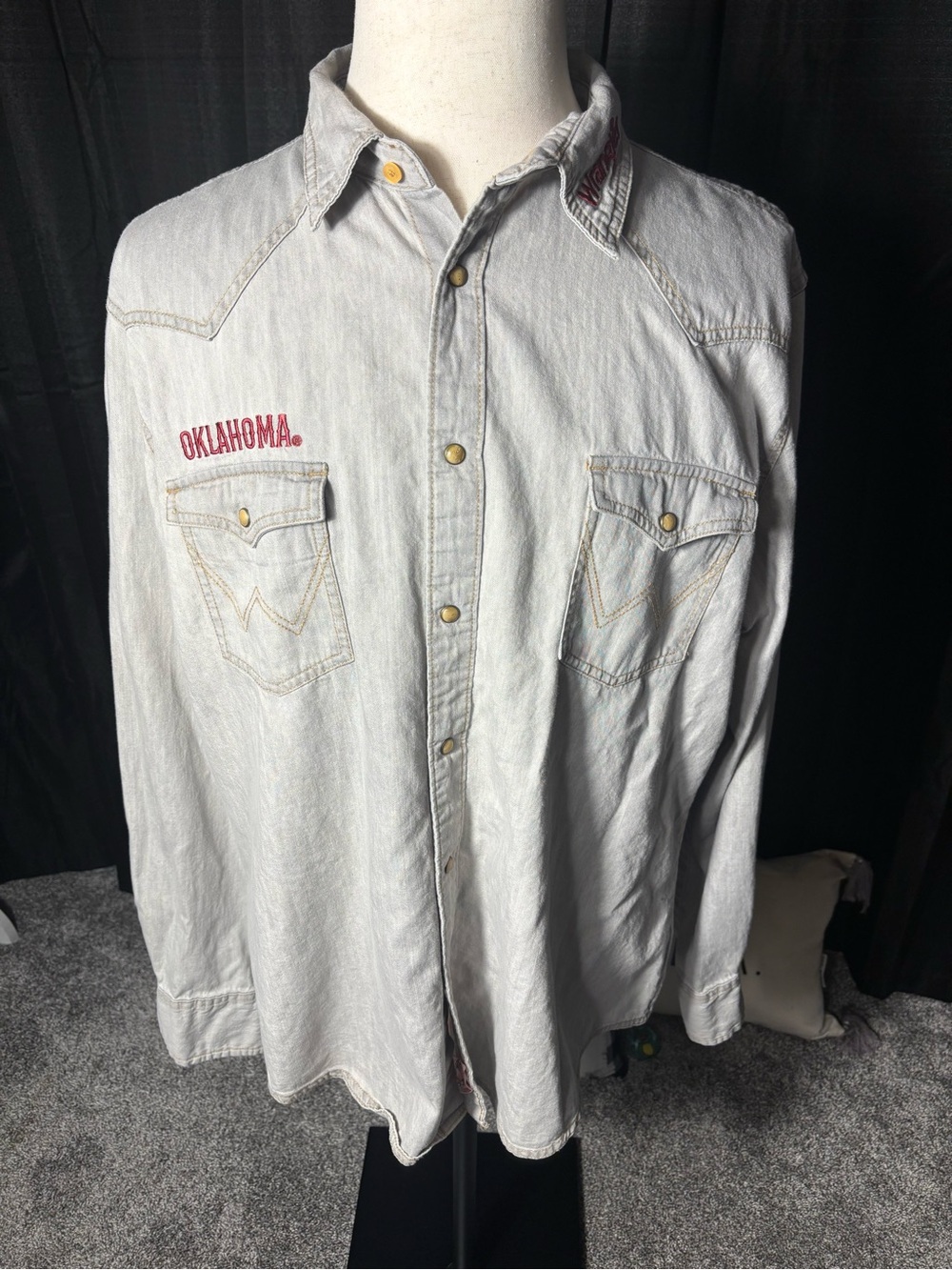 OU - Oklahoma Embroidered Light Wash Men's Button-Up Shirt